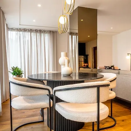 107 @ Ryedale House 아파트